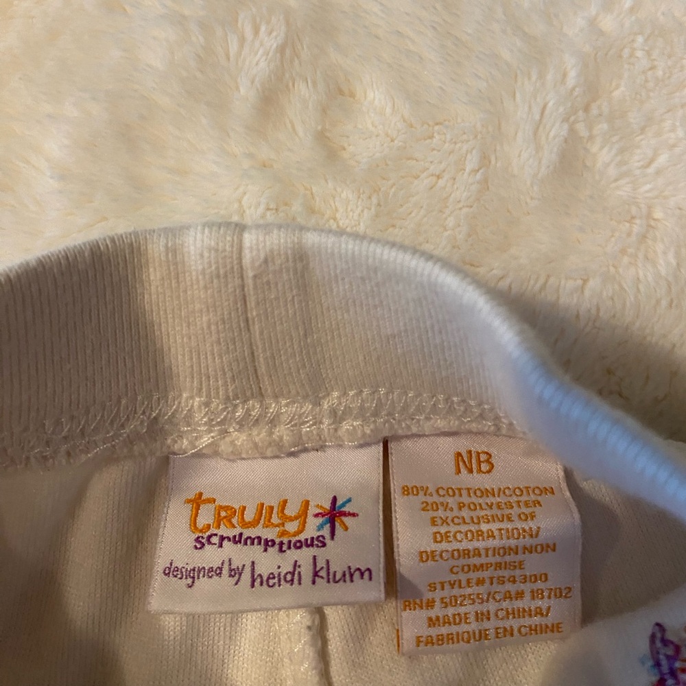 🥰 Girl Pants Size Newborn - Picture 4 of 4